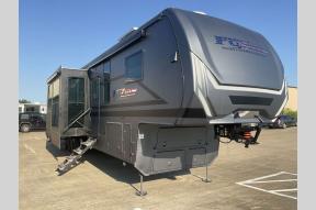 New 2025 Keystone RV Fuzion 440 Photo