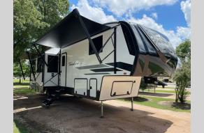 New 2024 EAST TO WEST Tandara 375BH-OK Photo