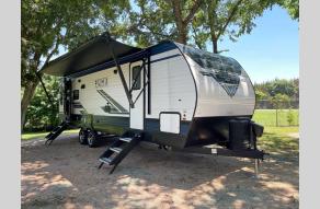 New 2024 Palomino Puma 27RLSS Photo