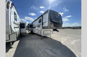 New 2025 Coachmen RV Brookstone 370RLLO Photo