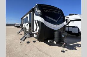 New 2025 Keystone RV Outback 252RD Photo