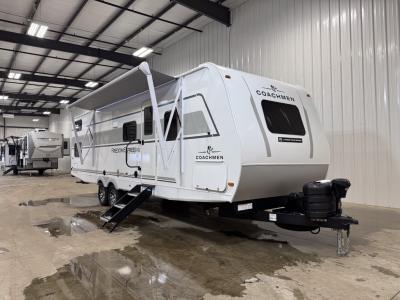 Fiberglass Family Camper with Rear Bunkhouse