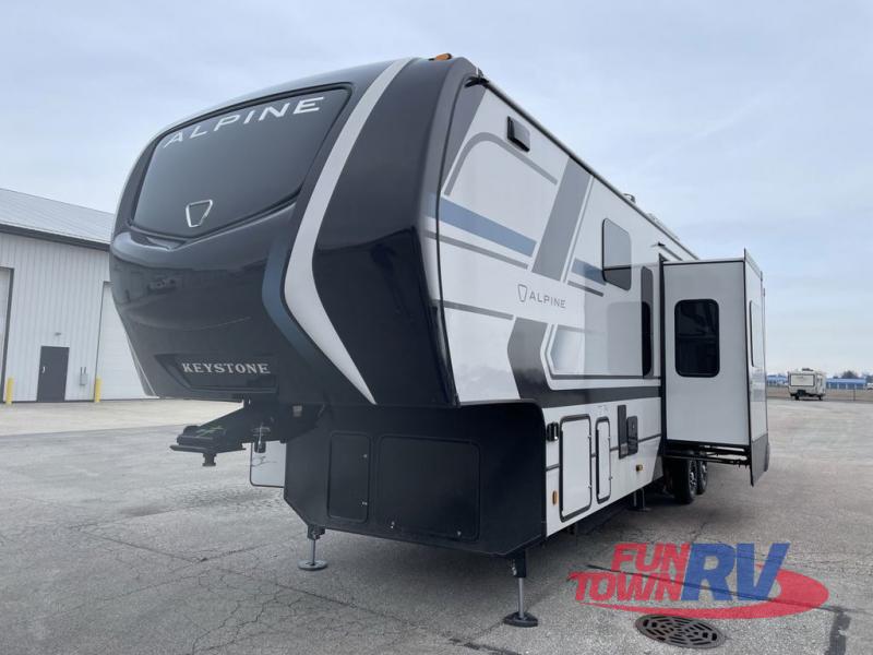 RV listing image