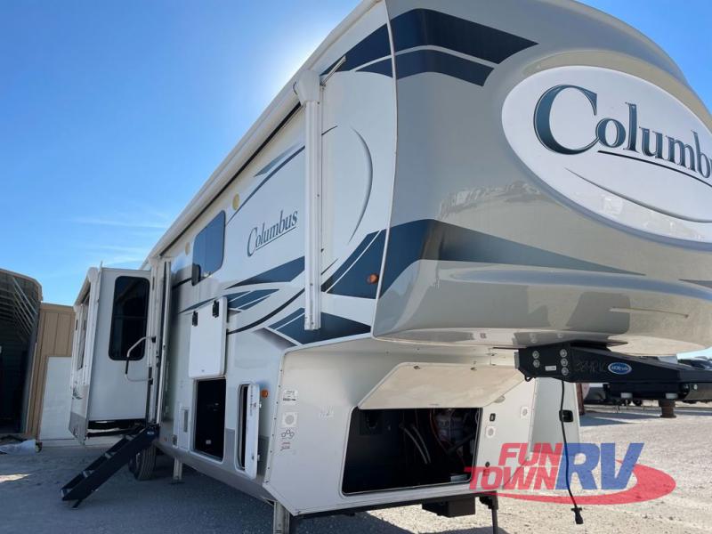 RV listing image
