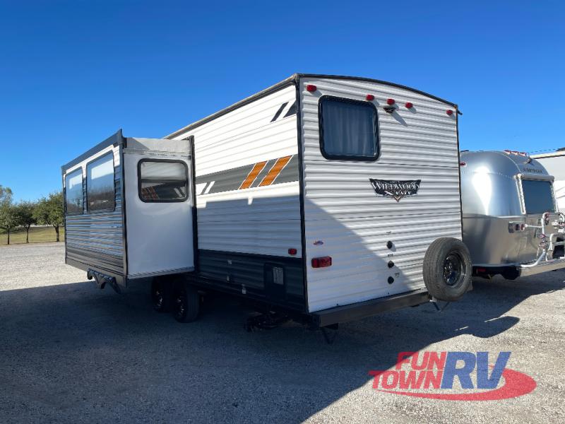RV listing image