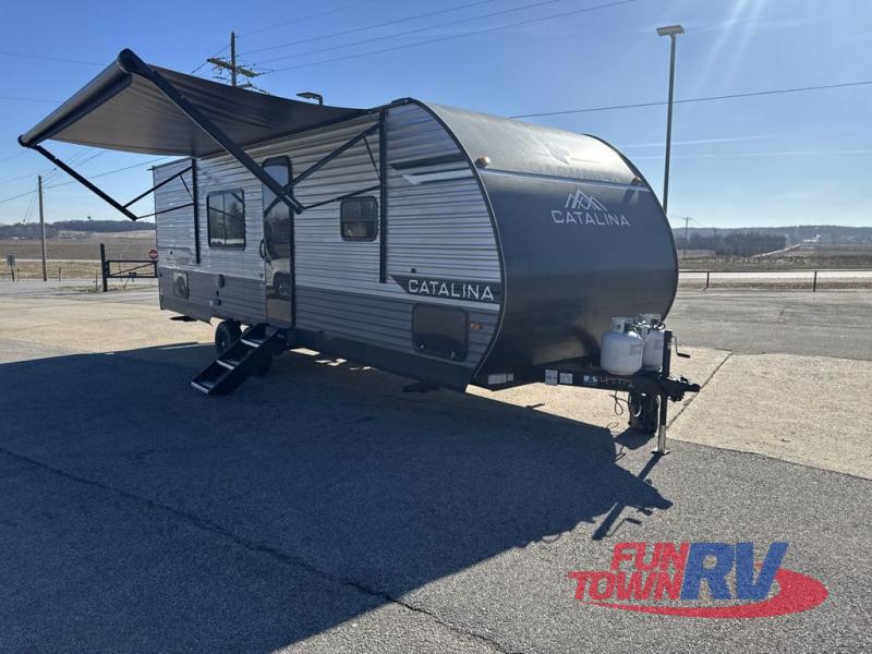 RV listing image