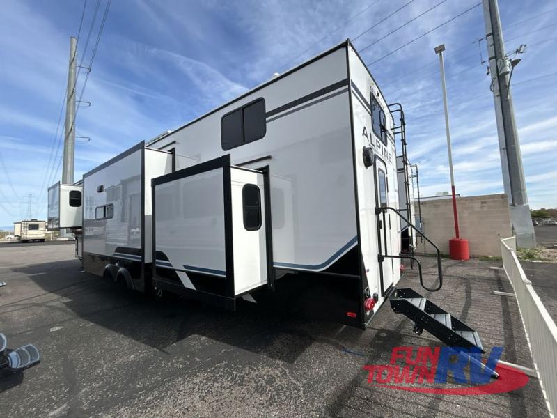 RV listing image