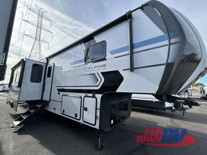 RV listing image