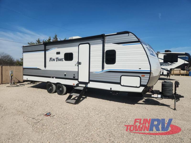 RV listing image