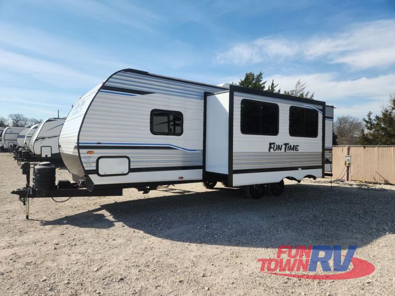 RV listing image