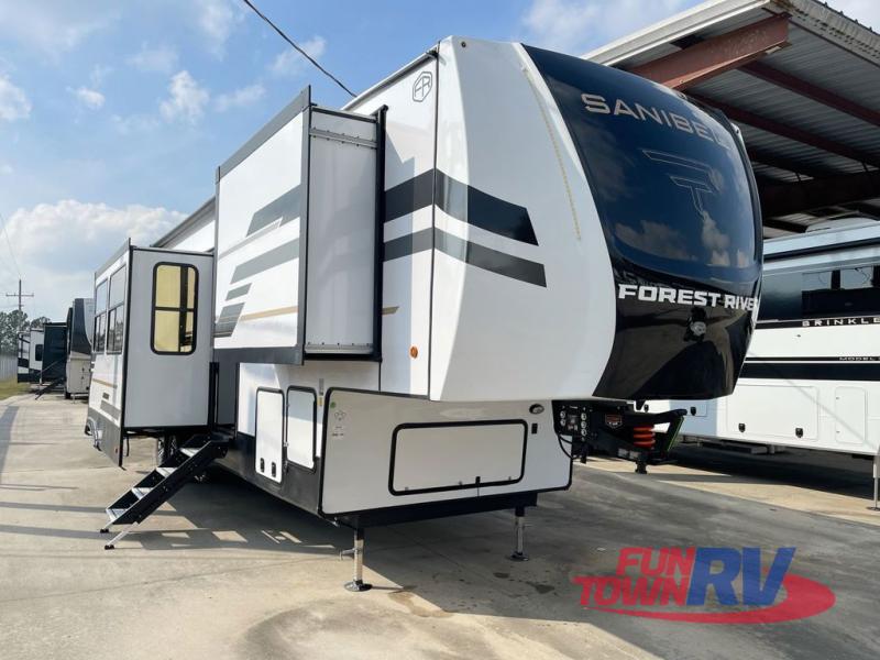 RV listing image
