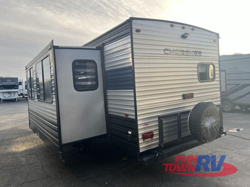 RV listing image