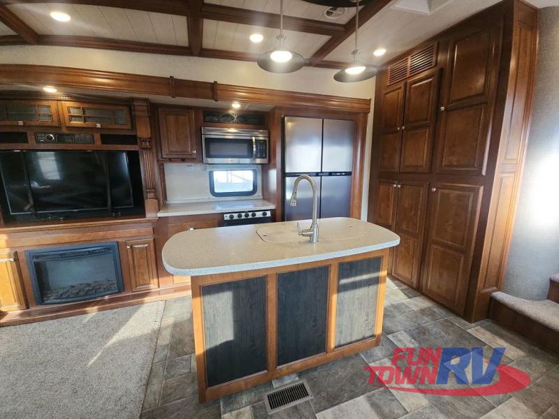 RV listing image