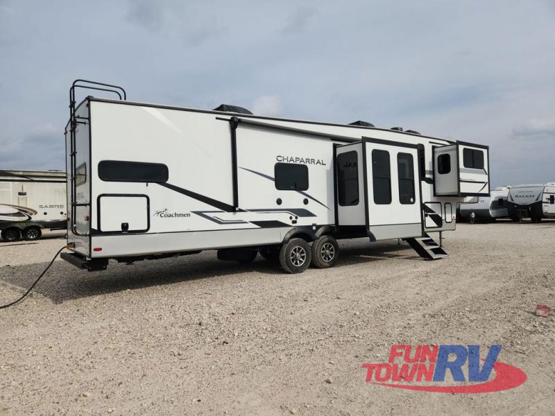 RV listing image