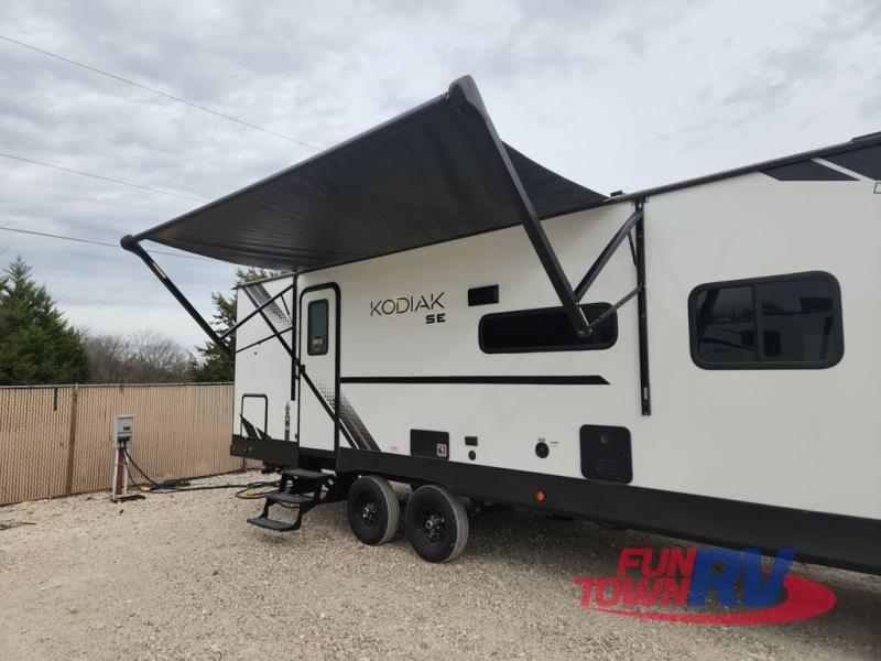 RV listing image