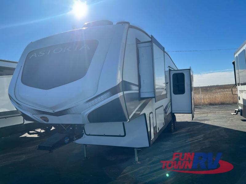 RV listing image
