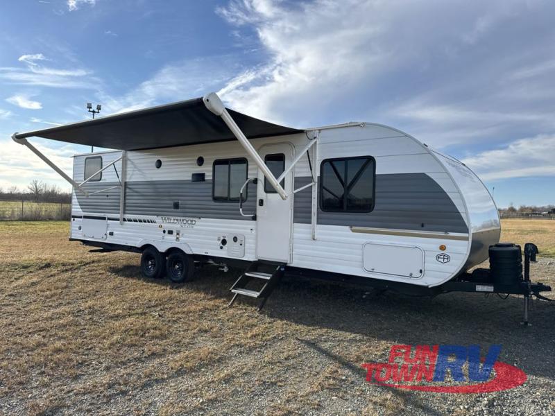 RV listing image