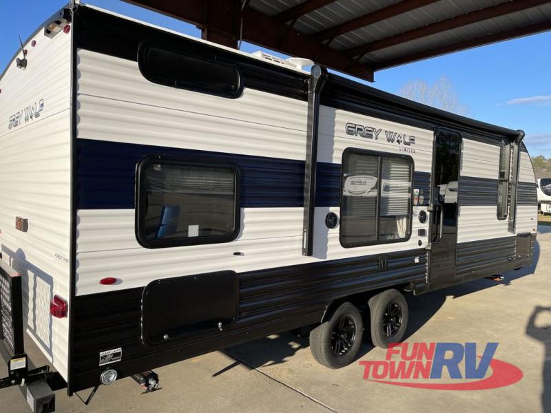 2023 Forest River cherokee grey wolf 26djse