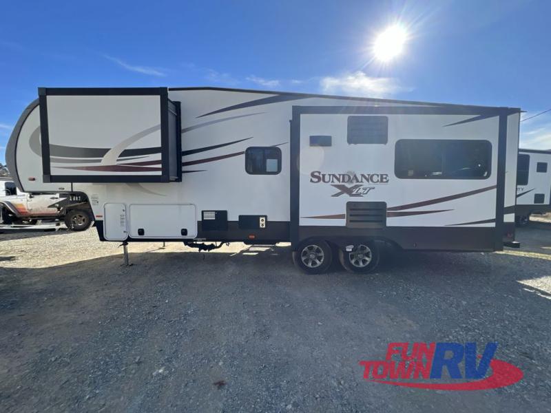 RV listing image