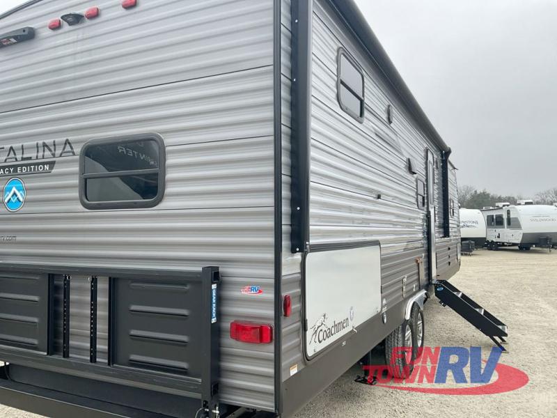 RV listing image