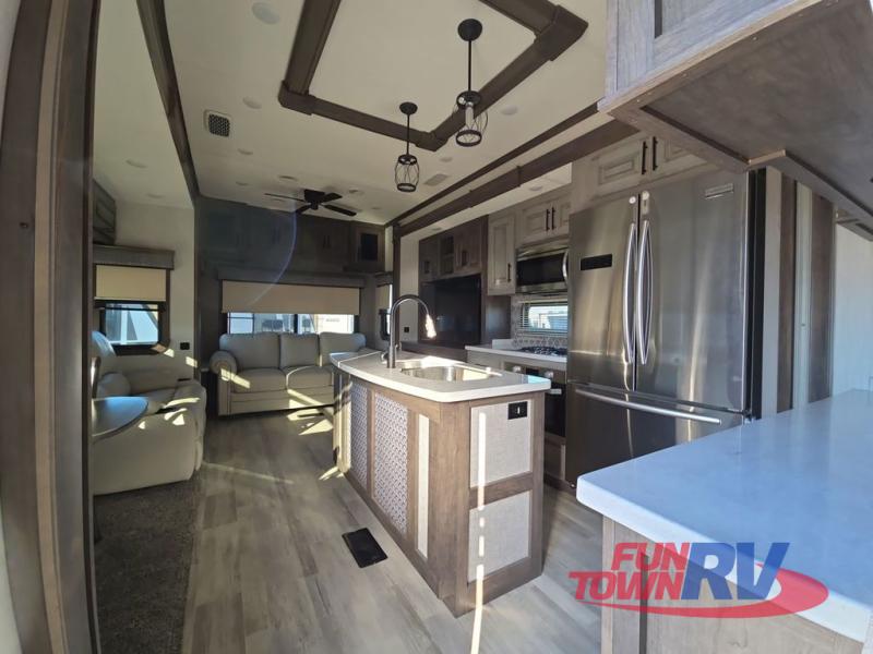 RV listing image