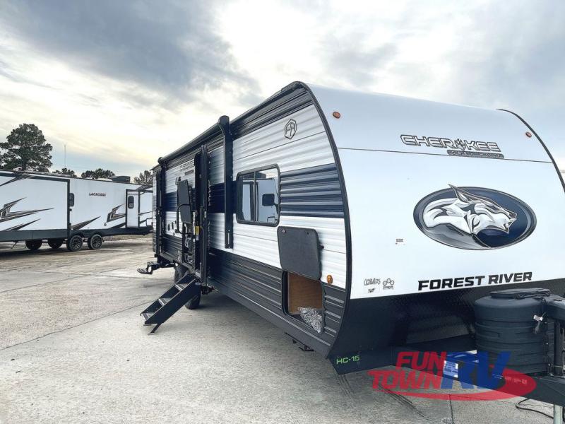 RV listing image