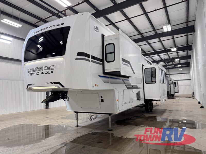 RV listing image