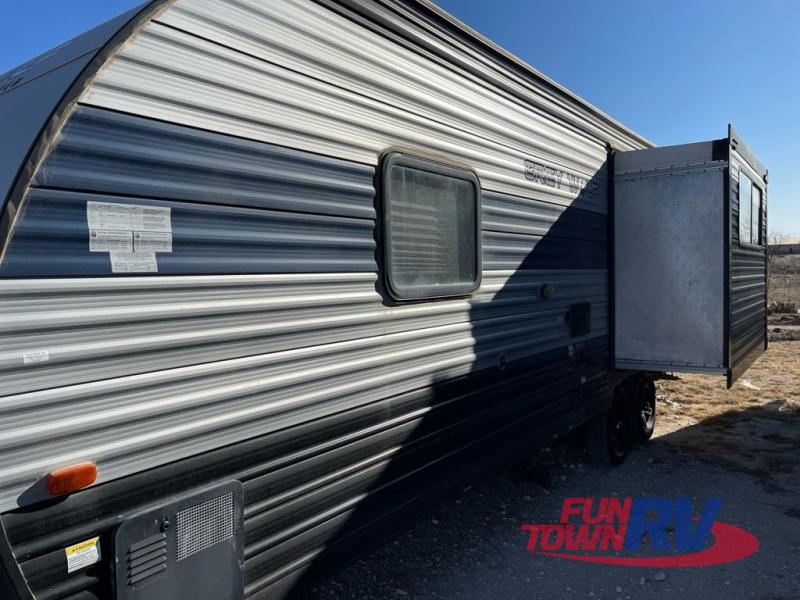 RV listing image