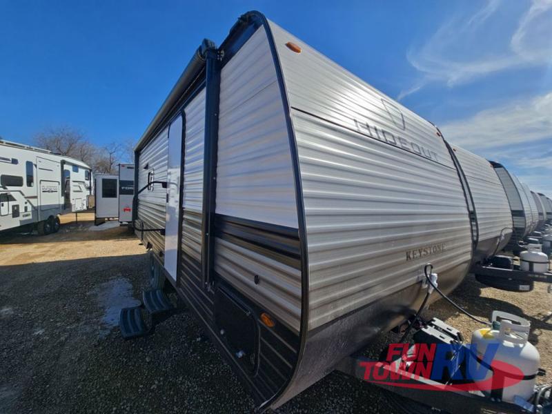 RV listing image