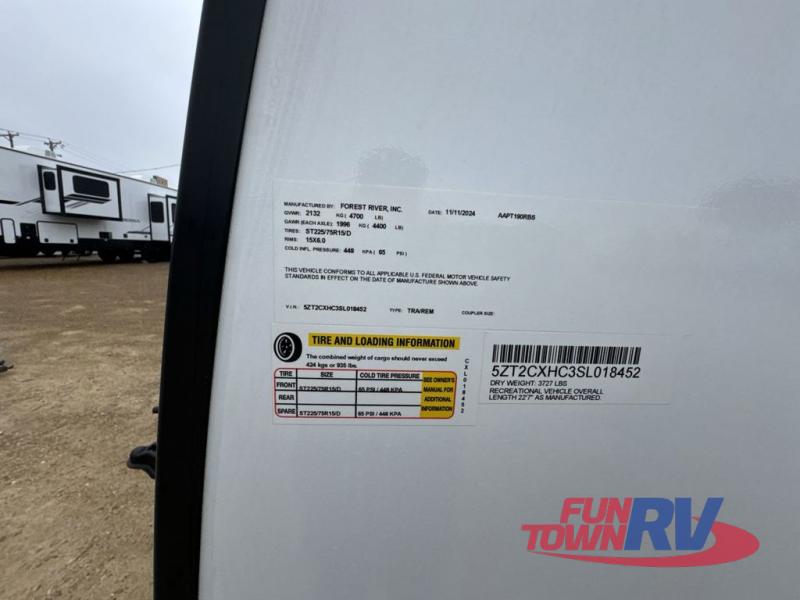 RV listing image