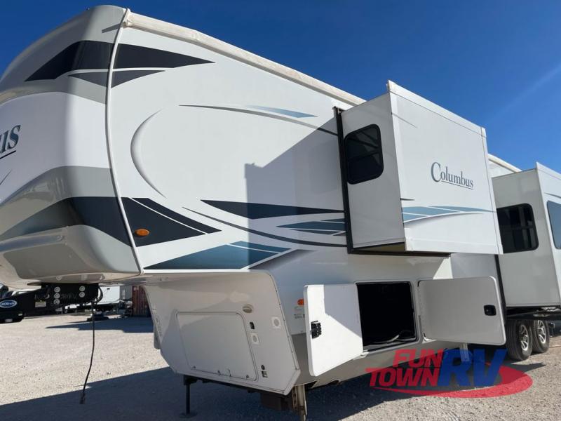 RV listing image