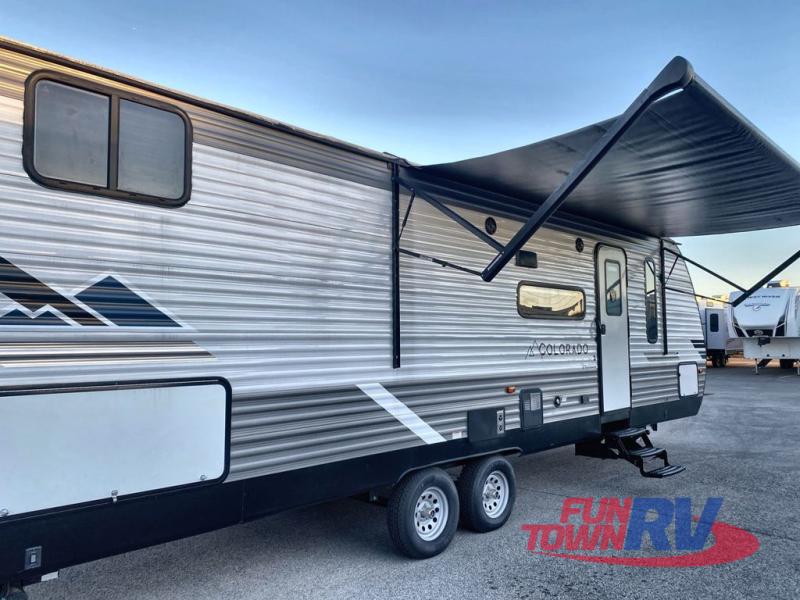 RV listing image