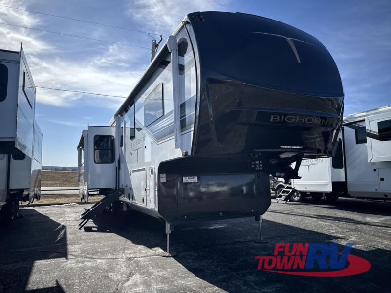 RV listing image