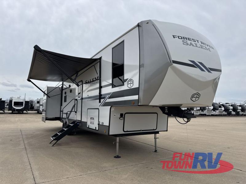 RV listing image