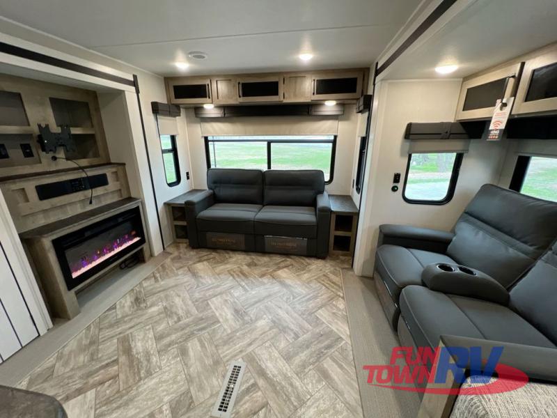 New 2023 Palomino Puma 32MBDS Travel Trailer at Fun Town RV | Cleburne ...