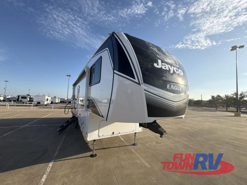 RV listing image