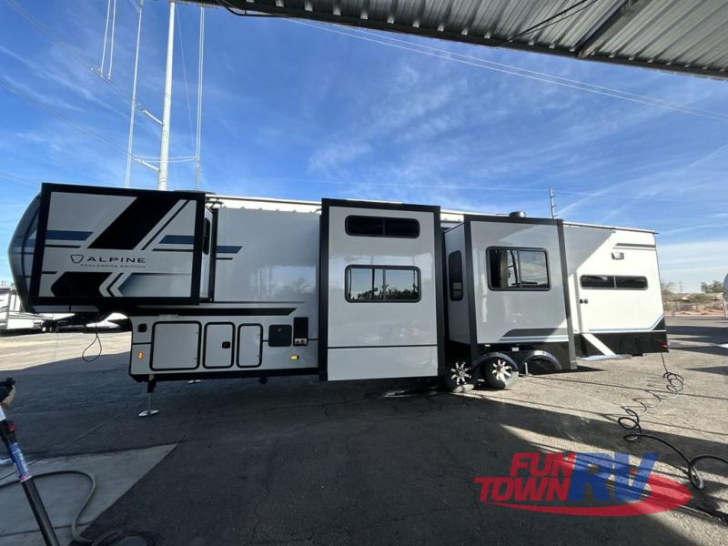 RV listing image
