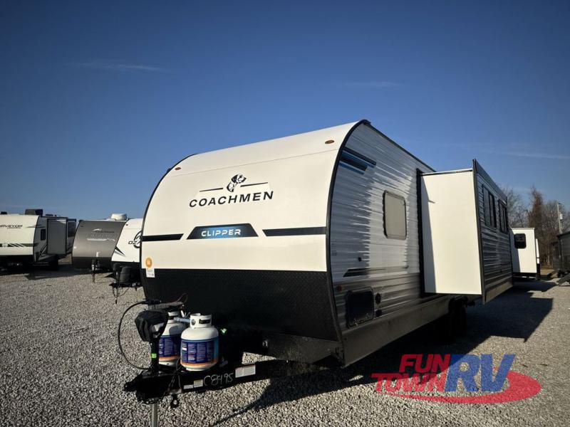 RV listing image