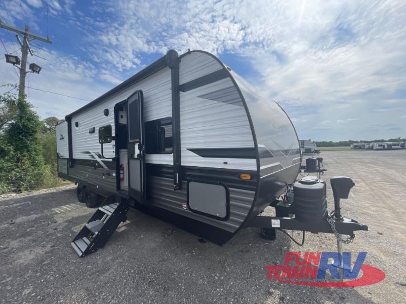 RV listing image