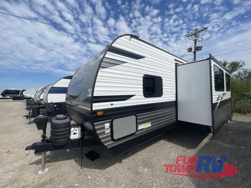RV listing image