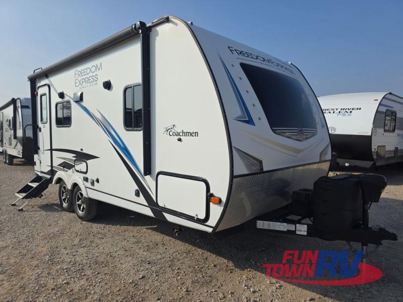 RV listing image
