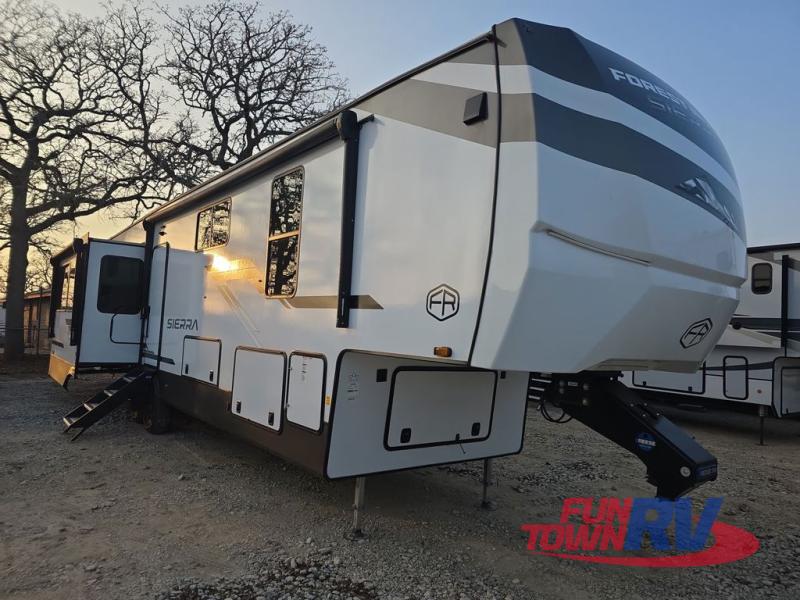 RV listing image