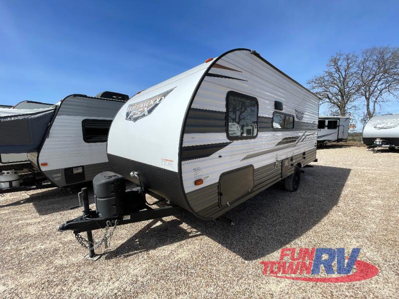 RV listing image
