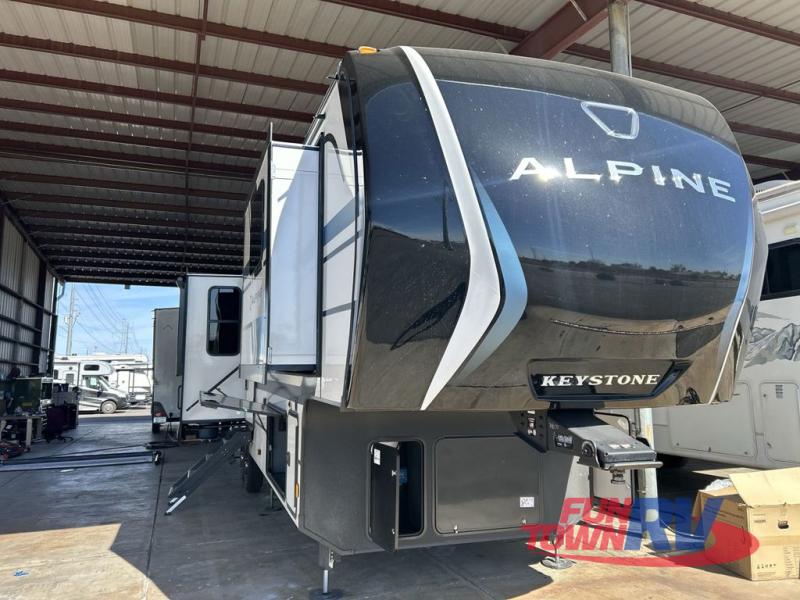 RV listing image