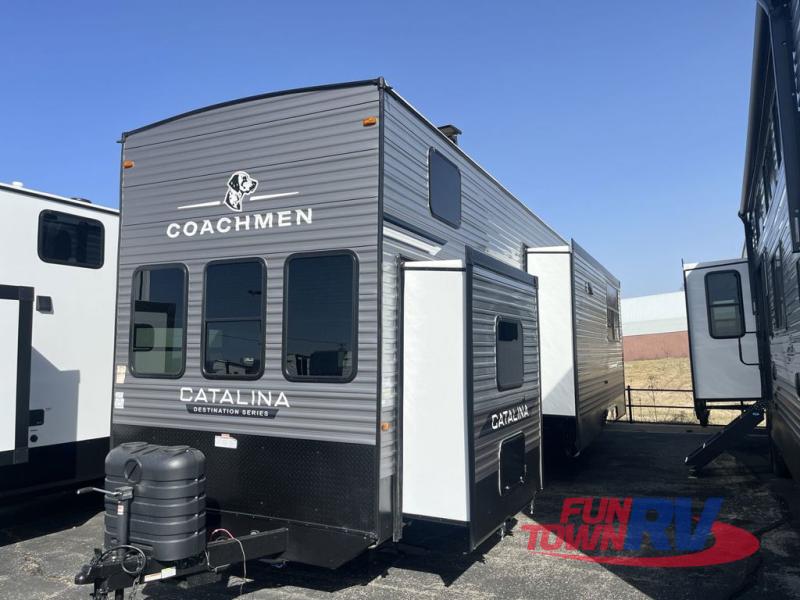 RV listing image