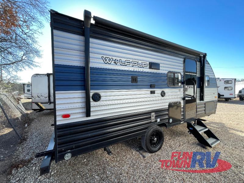 RV listing image