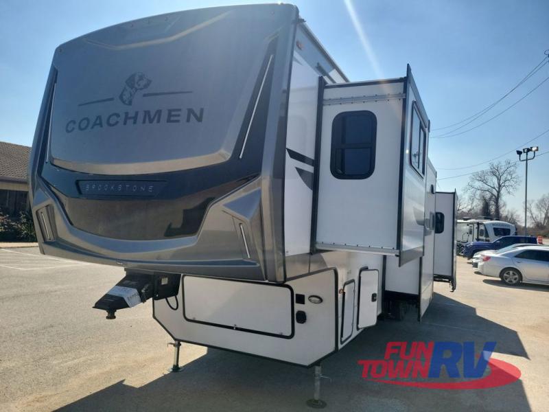 RV listing image