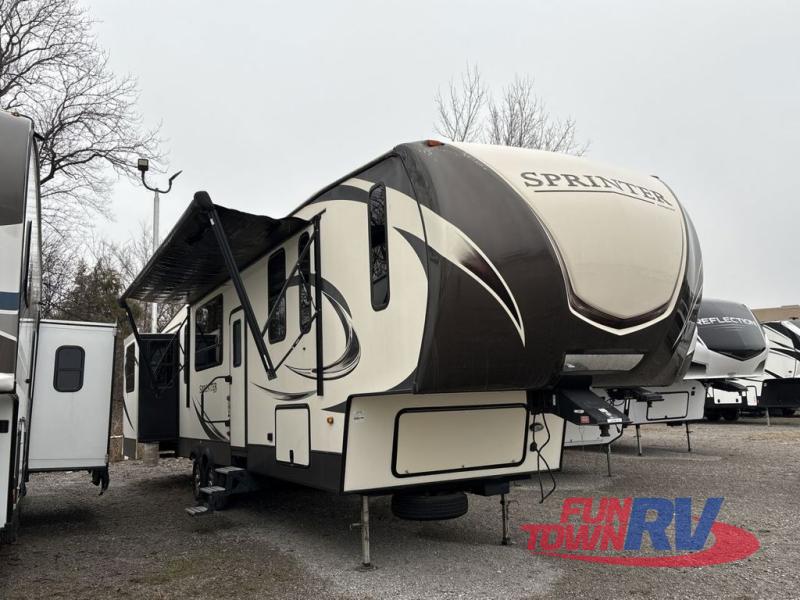 RV listing image