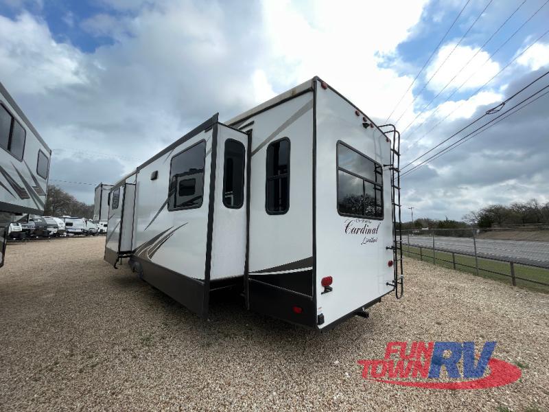 RV listing image