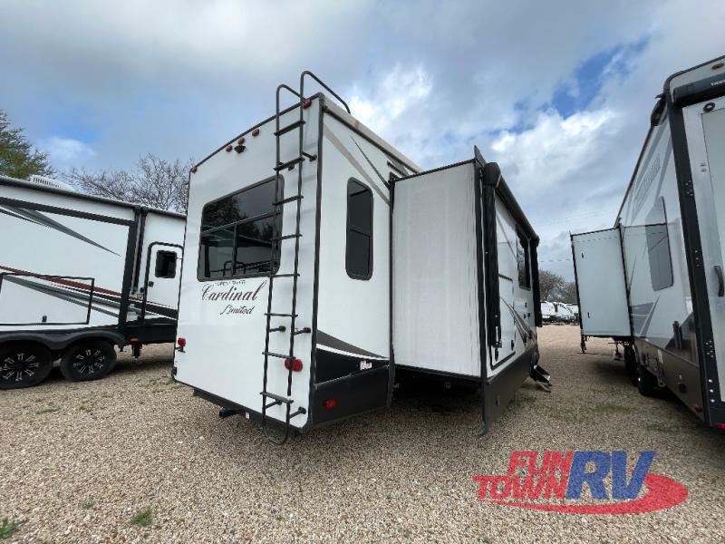 RV listing image